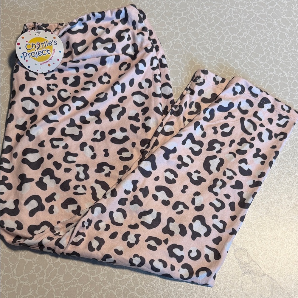 Charlie's Project Pink Leopard Print Capri Leggings